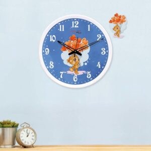 wall clock bear hug wall clock 1.jpg